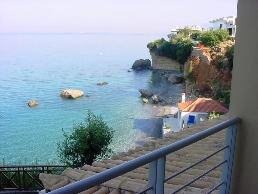 Avia Holiday Homes Екстериор снимка